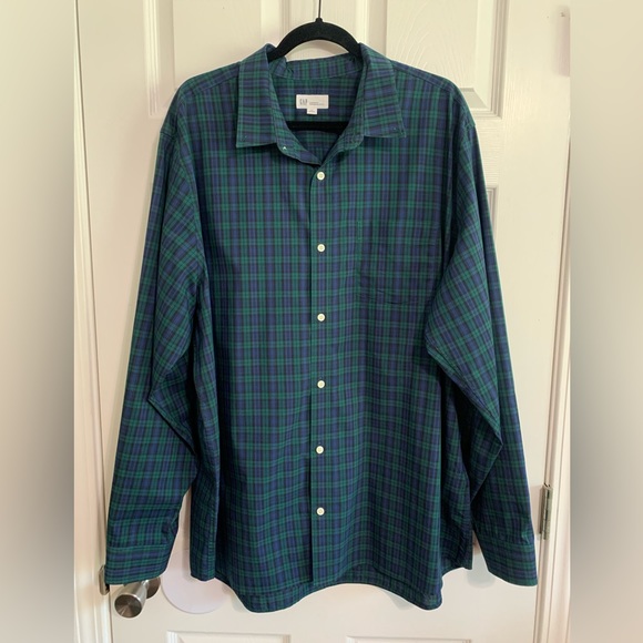 GAP Other - Men’s GAP Like New long sleeve green plaid button down XXL Holiday Fall